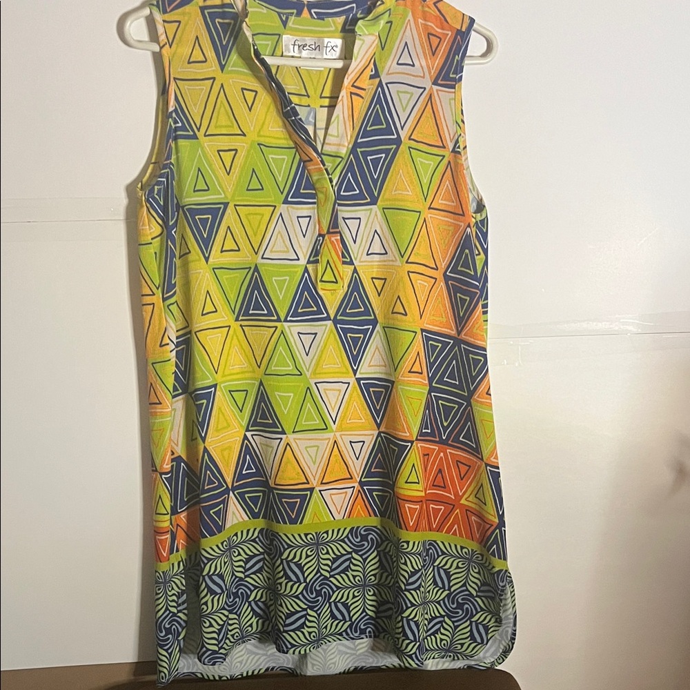 😄Geometric triangles mini dress small